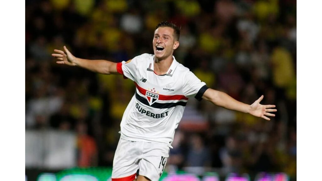 CONTRATADO! Santos acerta a contratação de Galoppo
