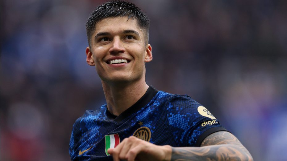 Inter de Porto Alegre avalia contratação de Joaquín Correa, atacante da Inter de Milão